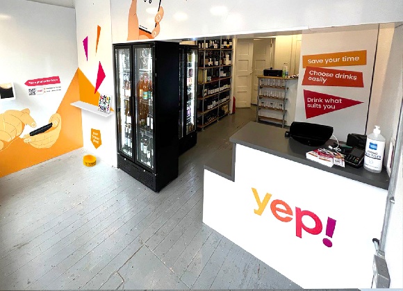 Российские предприниматели открыли в Лондоне сервис доставки алкоголя Yep!