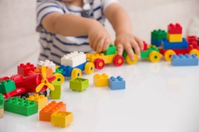 Яндекс доставит конструкторы Lego за час