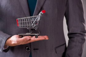 Предприниматели меньше покупают в супермаркетах, чем наемные сотрудники
