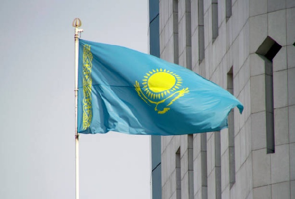 Казахстан 1 апреля запустит систему для контроля за реэкспортом товаров в Россию