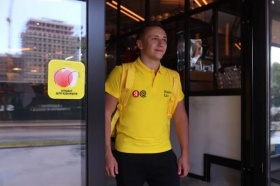 «Яндекс.Еда» начнет доставлять заказы на трибуны музыкальных концертов
