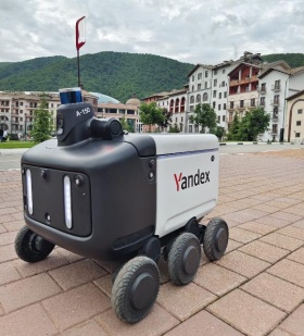 «Яндекс Еда» начала доставлять еду роботами-курьерами на курорте Красная Поляна