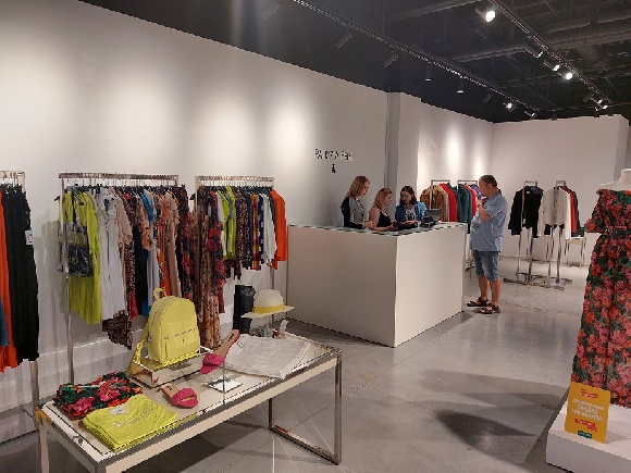 В Шереметьево открылся магазин итальянской одежды Patrizia Pepe