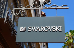 Компания Swarovski ушла из России