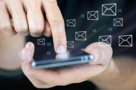 Клиенты предпочитают СМС-рассылку другим каналам информирования