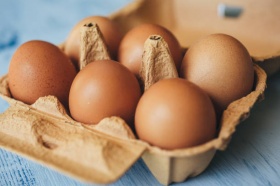 Цены на яйца и курицу в России стабилизировались и начнут снижаться