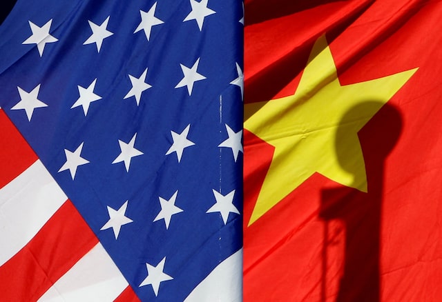 США добавили в список торговых ограничений шесть компаний, в том числе четыре – за обучение китайских военных