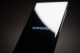 Минцифры и Минпромторг обсуждают запрет параллельного импорта смартфонов Samsung и LG