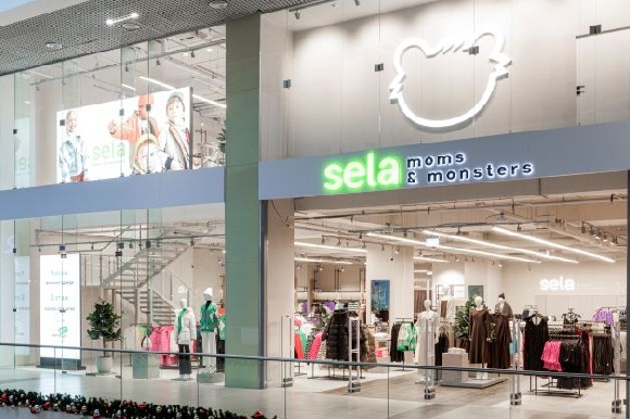 Sela moms & monsters открыли первый двухэтажный магазин