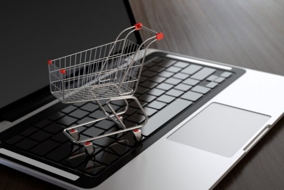Пользователи «Яндекса» в 2022 году чаще интересуются онлайн-покупками