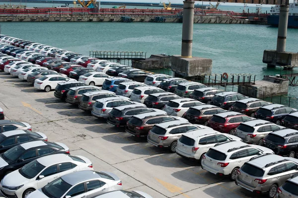 Объемы параллельного импорта автомобилей продолжают снижаться