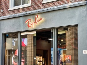 Владельца брендов Ray-Ban и Oakley обвинили в многократном росте цен на очки