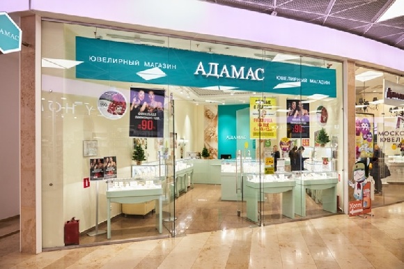 В 2022 году сеть Adamas открыла 28 новых магазинов