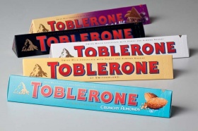 На упаковке шоколада Toblerone исчезнут швейцарской горы Маттерхорн